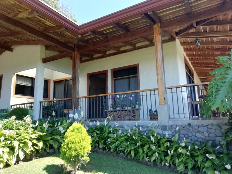 Quinta con vista al Valle Central